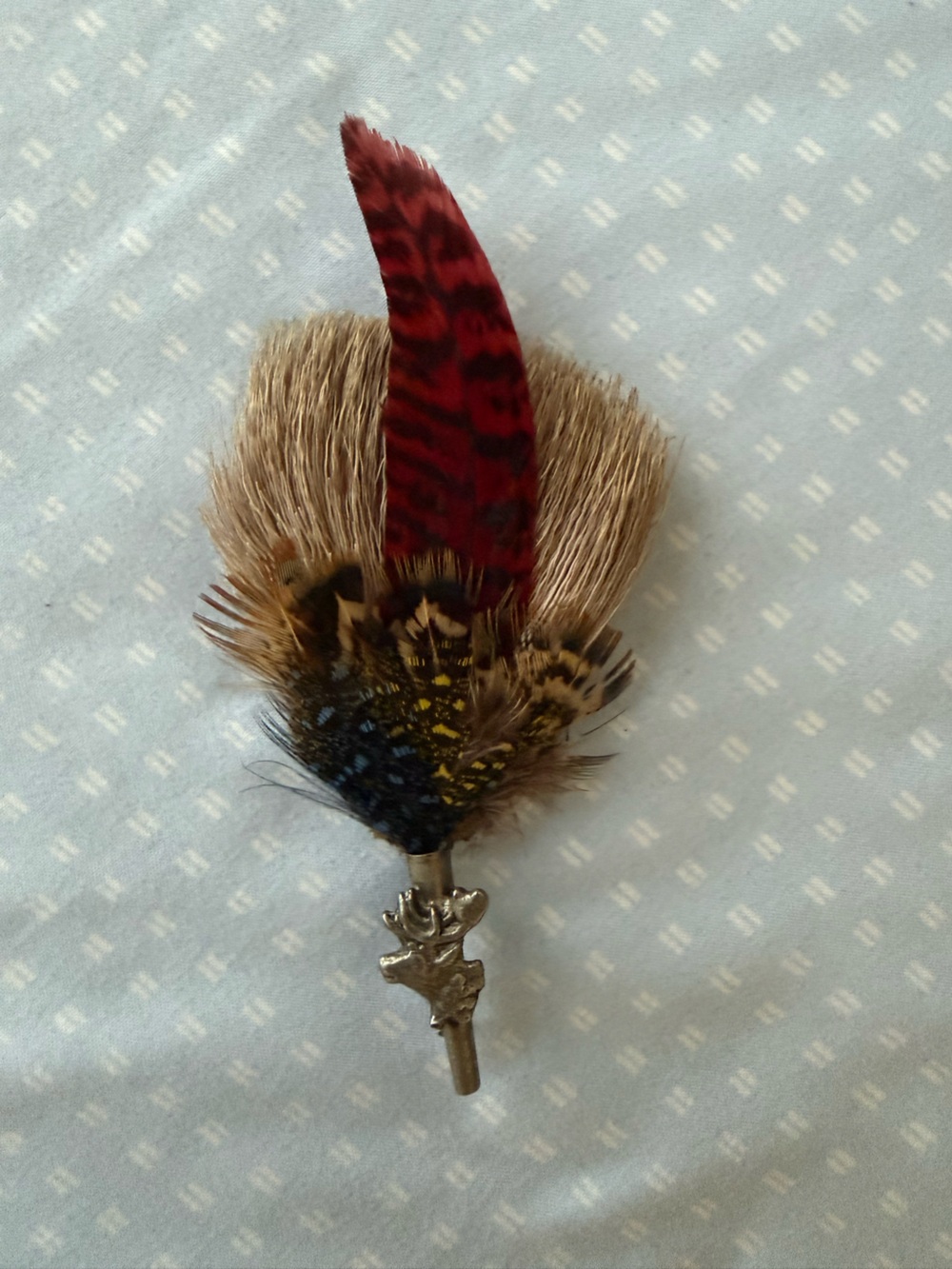 Feather hat pin